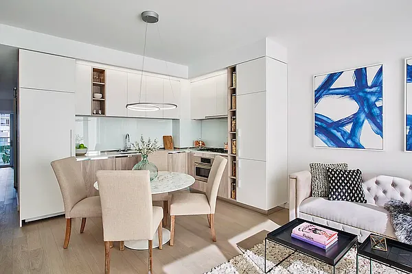 Rented by MOTION New York | media 25