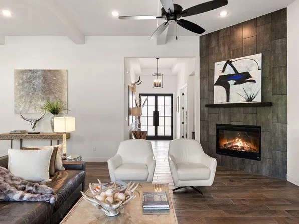 411 Ringtail Stream Dr, Austin, TX 78738