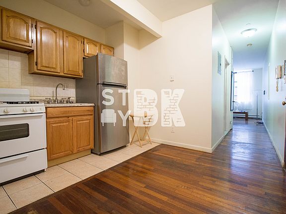 4th image of 51 Clifton Pl #3L