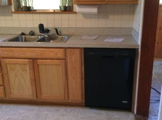 604 Winters St, River Oaks, TX 76114