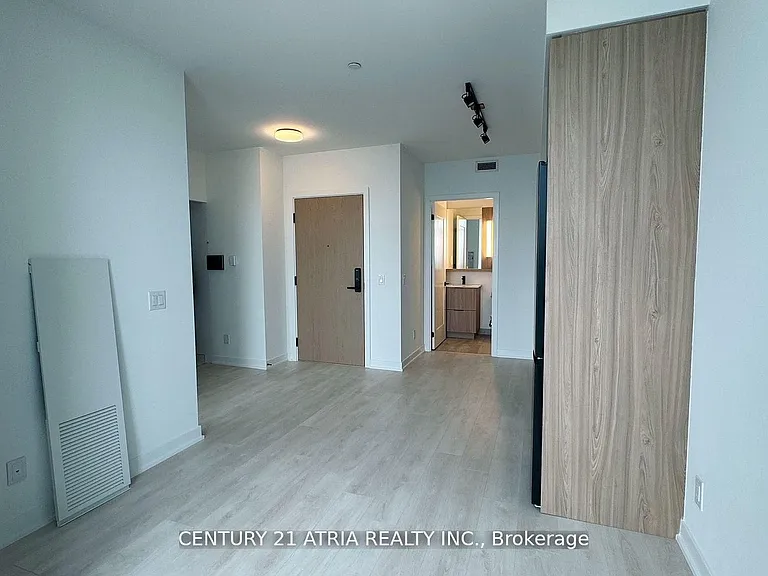 5 Defries St #LPH01 — Photo 2
