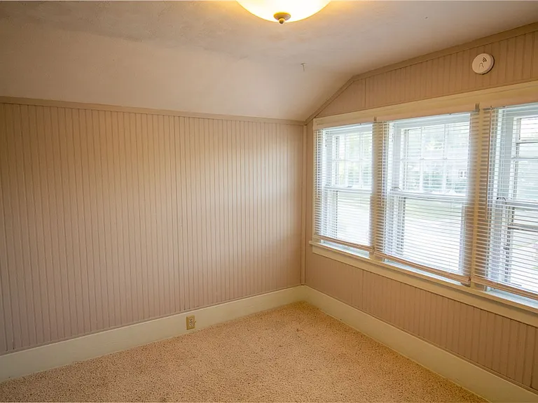5404 Pacific St — Photo 13