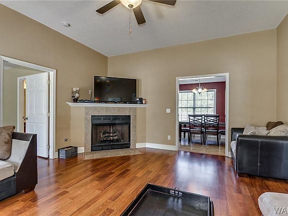 2nd image of 11677 River Point Ln