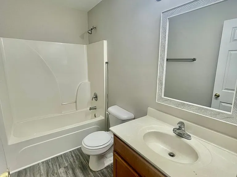 2423 Sunset Oaks Dr — Photo 10