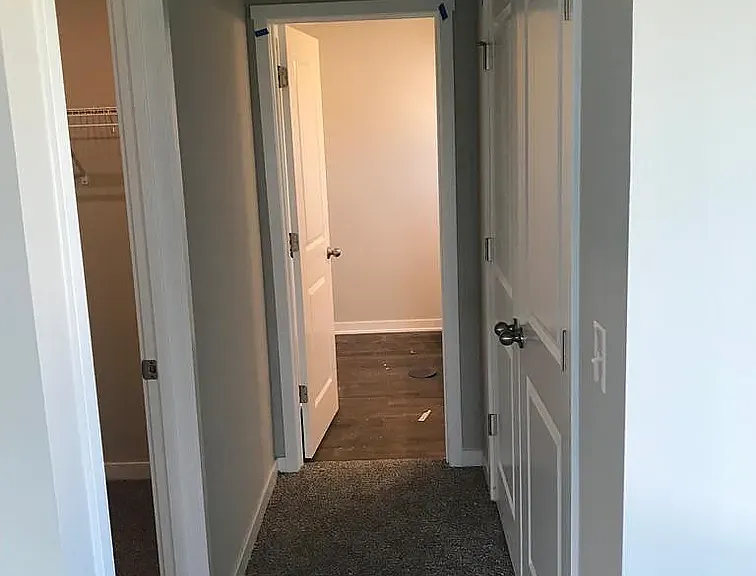 854 NE Phlox Ave — Photo 9