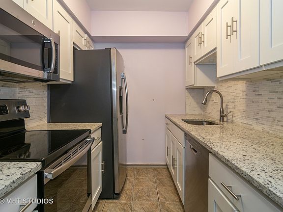4th image of 938 North Blvd APT 207