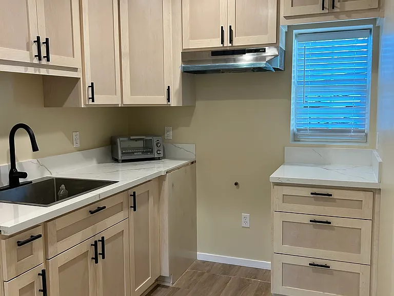 4933 Monte Vista St #3/4 — Photo 2