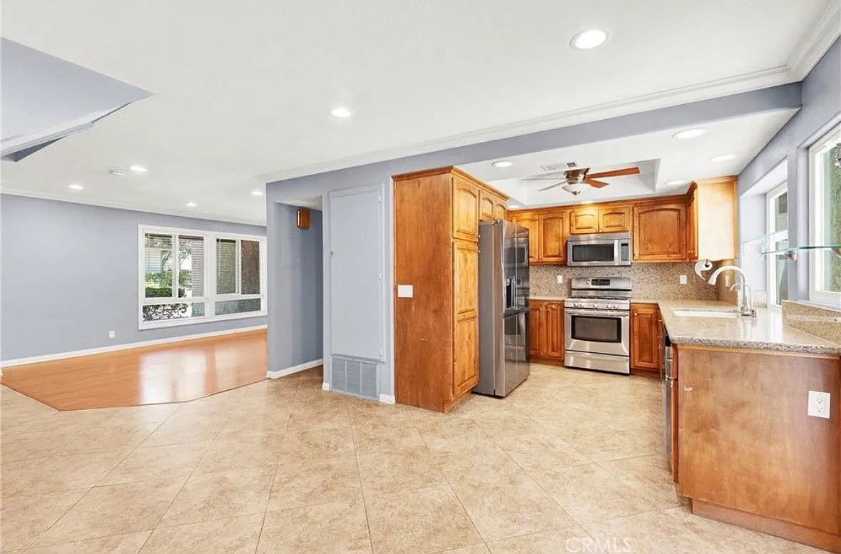 2993 N Cottonwood St — Photo 4