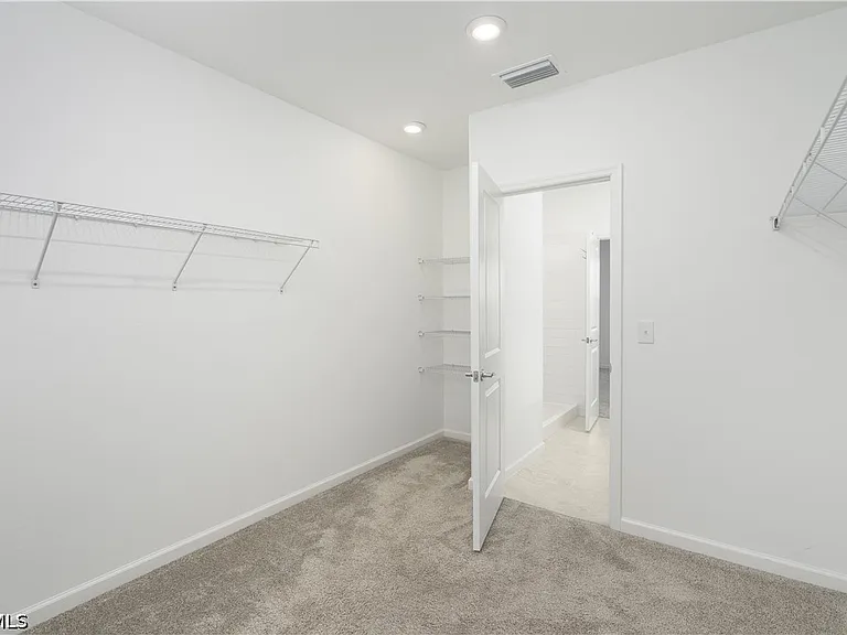 42380 Cascade Dr — Photo 9