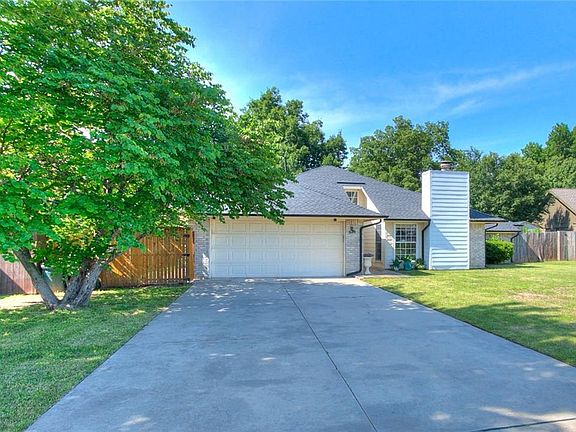 2nd image of 3109 Greenwood Ct