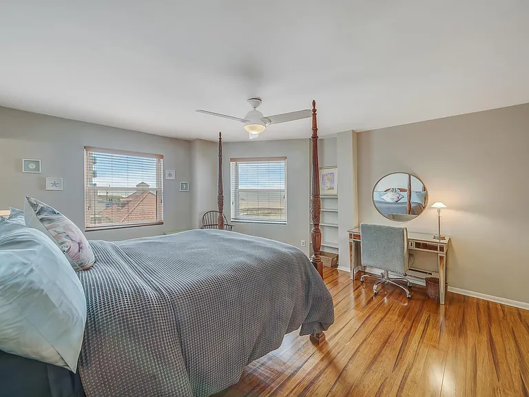 360 Shore Rd #3D — Photo 17