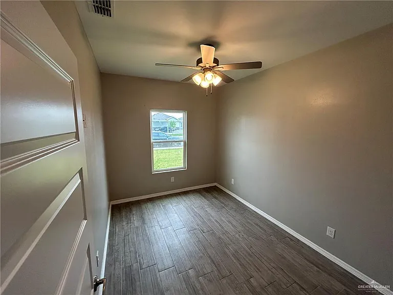 1805 Stauffer St #3 — Photo 5