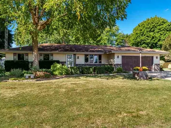 2088 Havaview Dr, Rockford, IL 61101