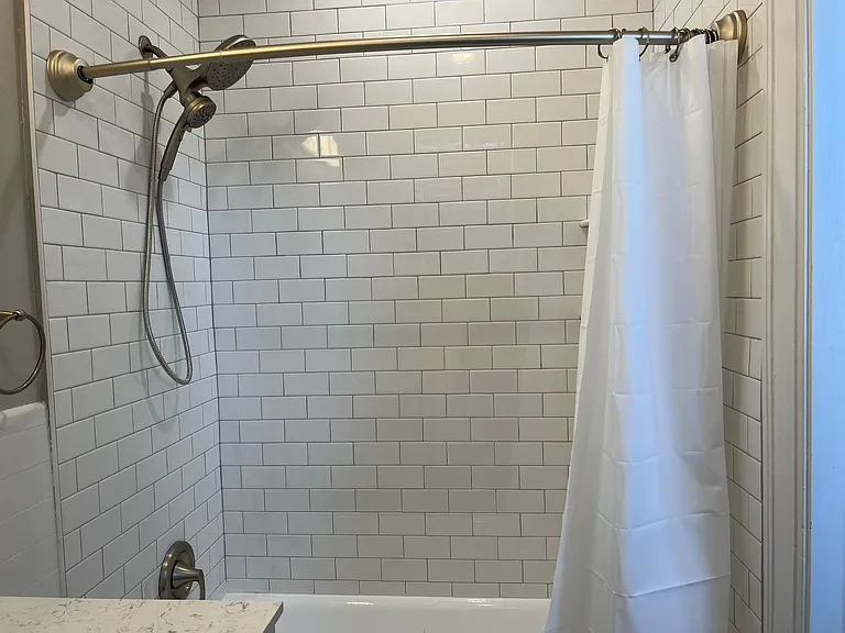115 Elm Ave SW #A4 — Photo 5