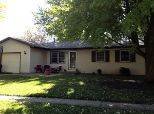 2203 Belmore Dr, Champaign, IL 61821