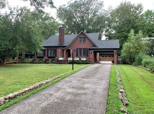 806 W Willow Park Dr, Dalton, GA 30720