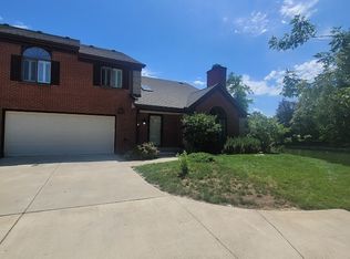 9374 Golden Leaf Way, Indianapolis, IN