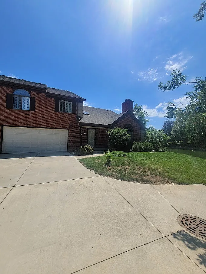 9374 Golden Leaf Way photo 1