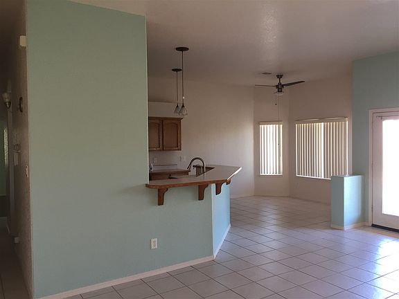 3rd image of 10692 E 39th Ln