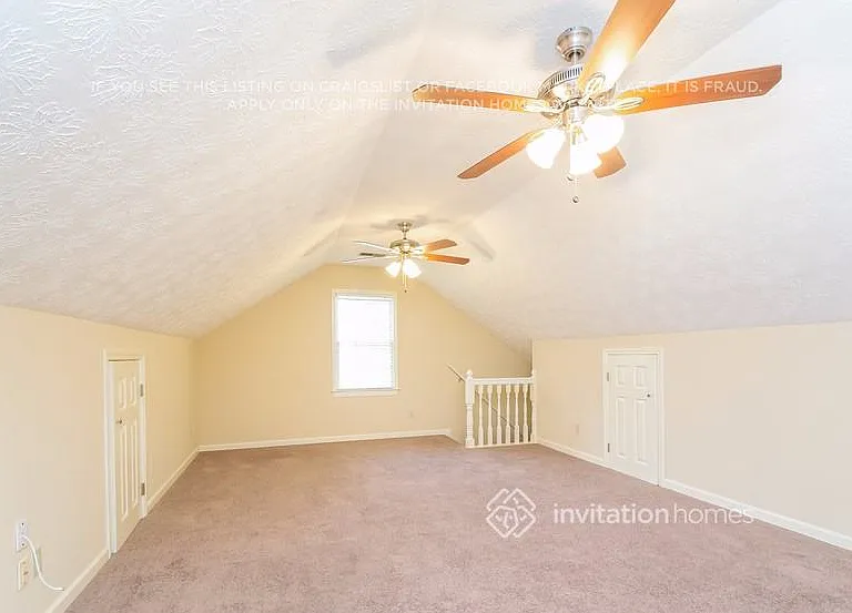 3761 Apple Way — Photo 8