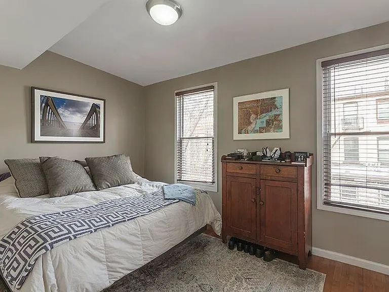 112 Morris St #10 — Photo 3