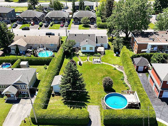 2nd image of 1046 Nadeau Ave