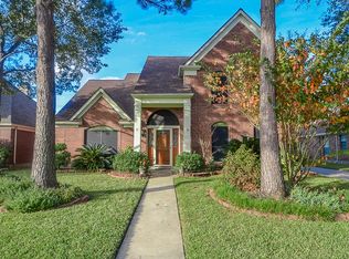 17406 Emerald Isle Dr, Houston, TX 77095