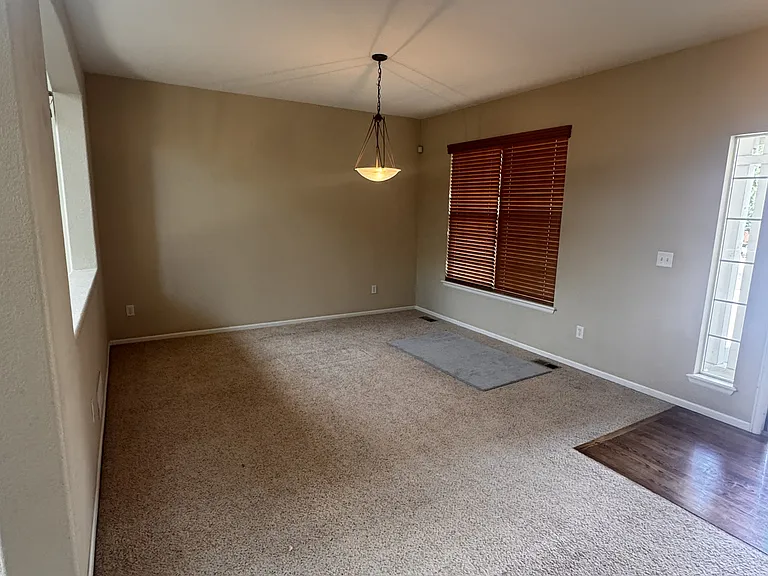 10044 Franklin St — Photo 6