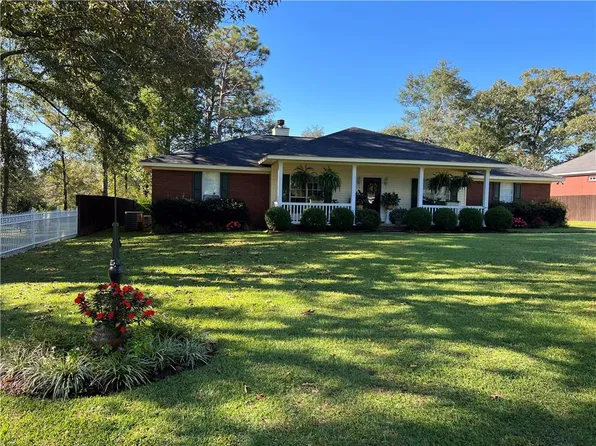 10785 Bayleaf Dr, Citronelle, AL 36522