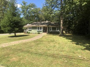 37 Blue Jay Dr, Toms River, NJ 08755