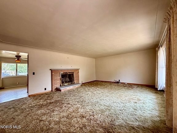 5th image of 204 Catalina Dr