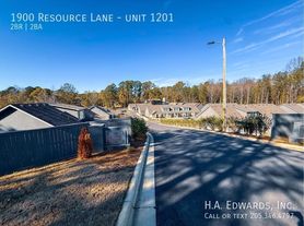 1900 Resource Ln