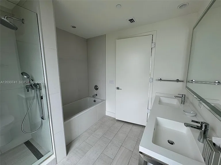 2000 Metropica Way #417 — Photo 16