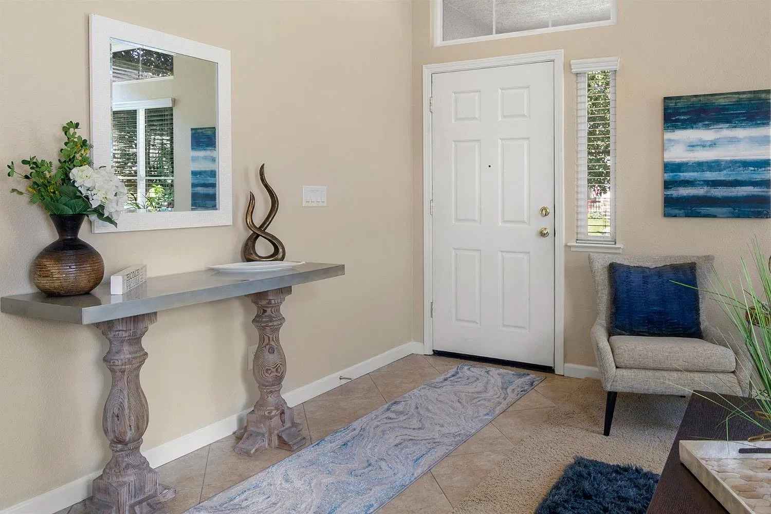 4 bed, 2250 sqft, $3,100 — Photo 2
