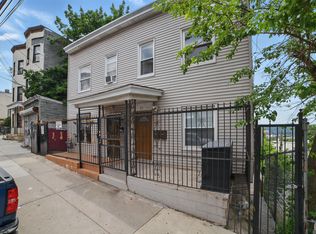 31 Van Cortlandt Park Ave FLOOR 1, Yonkers, NY 10701