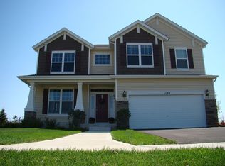 1189 Oak Shore Ln, Antioch, IL 60002