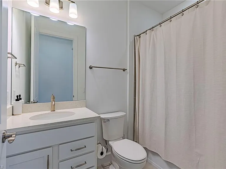 1854 Mesa Ln — Photo 16