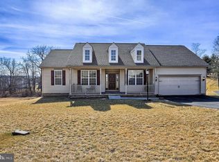 17 Kestrel Dr, Gettysburg, PA 17325
