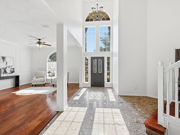 3rd image of 8029 Kristina Ln