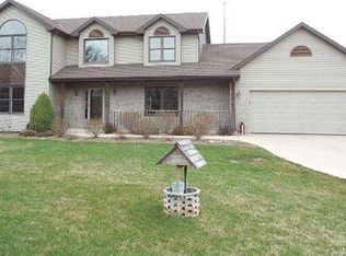 5004 Springbrook Rd, Pleasant Prairie, WI 53158