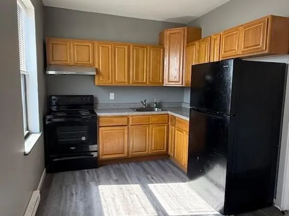 439 Barclay St, Perth Amboy, NJ 08861