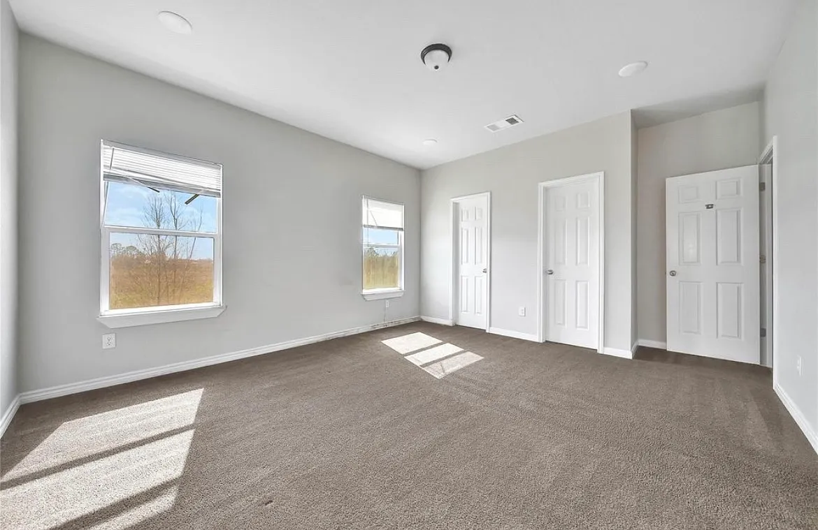 3 bed, 2.5 bath, 1500 sqft, $1,799 — Photo 4