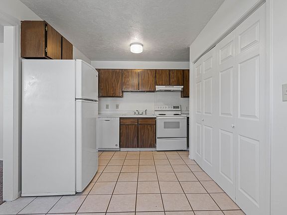 5th image of 368 W 1st N APT 7