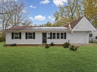 702 S Scottswood Dr, Urbana, IL