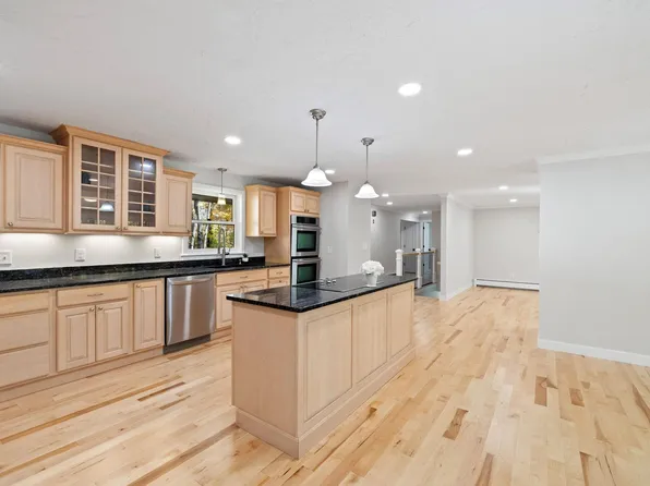 330 N Pembroke Road, Pembroke, NH 03275