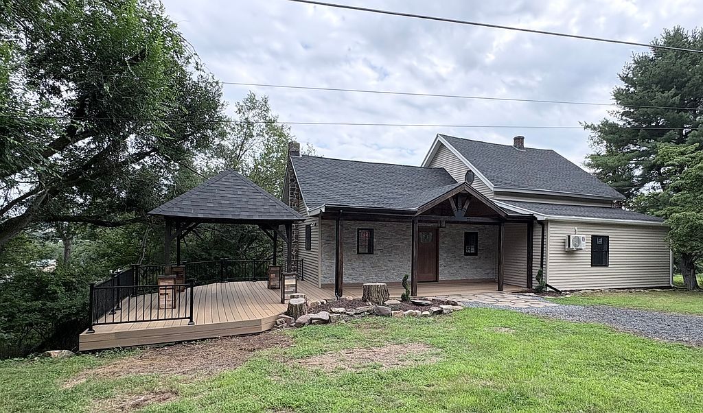 741 E Second Mountain Rd - Property Image