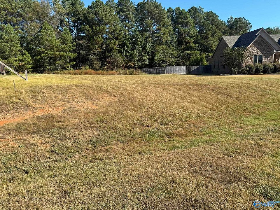 1st image of 9 Evergreen Ln
