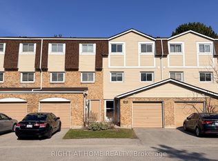 11 Harrisford St #43, Hamilton, ON L8K 6L7