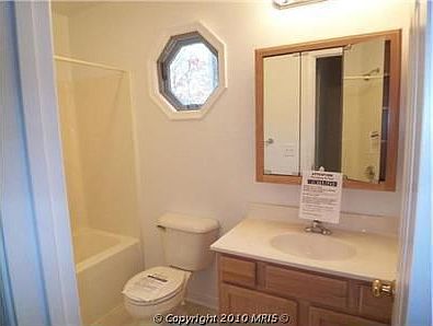 3rd image of 423 Pocahontas Dr