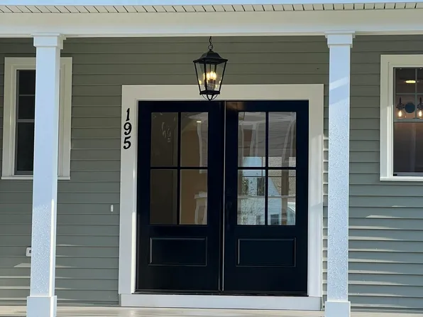 195 Sage Lane #47, Portsmouth, NH 03801